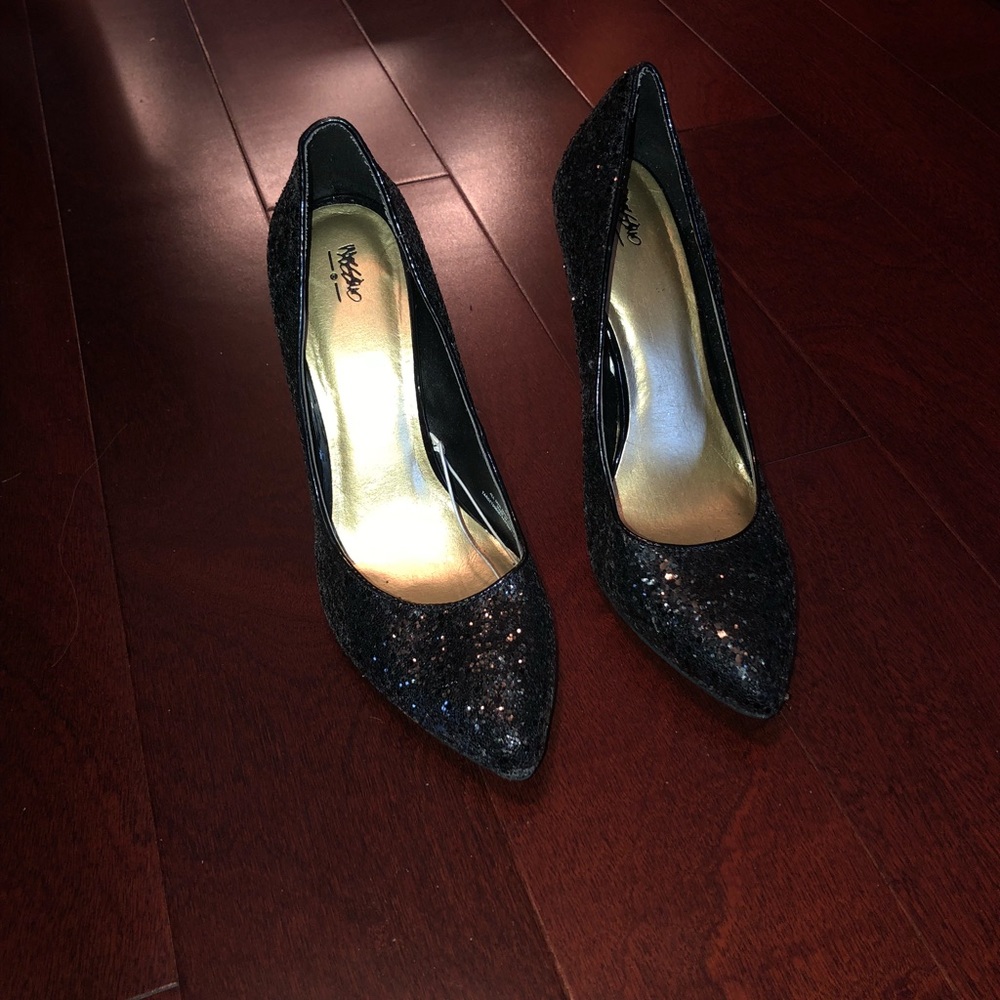 Pretty Glitter Heels!